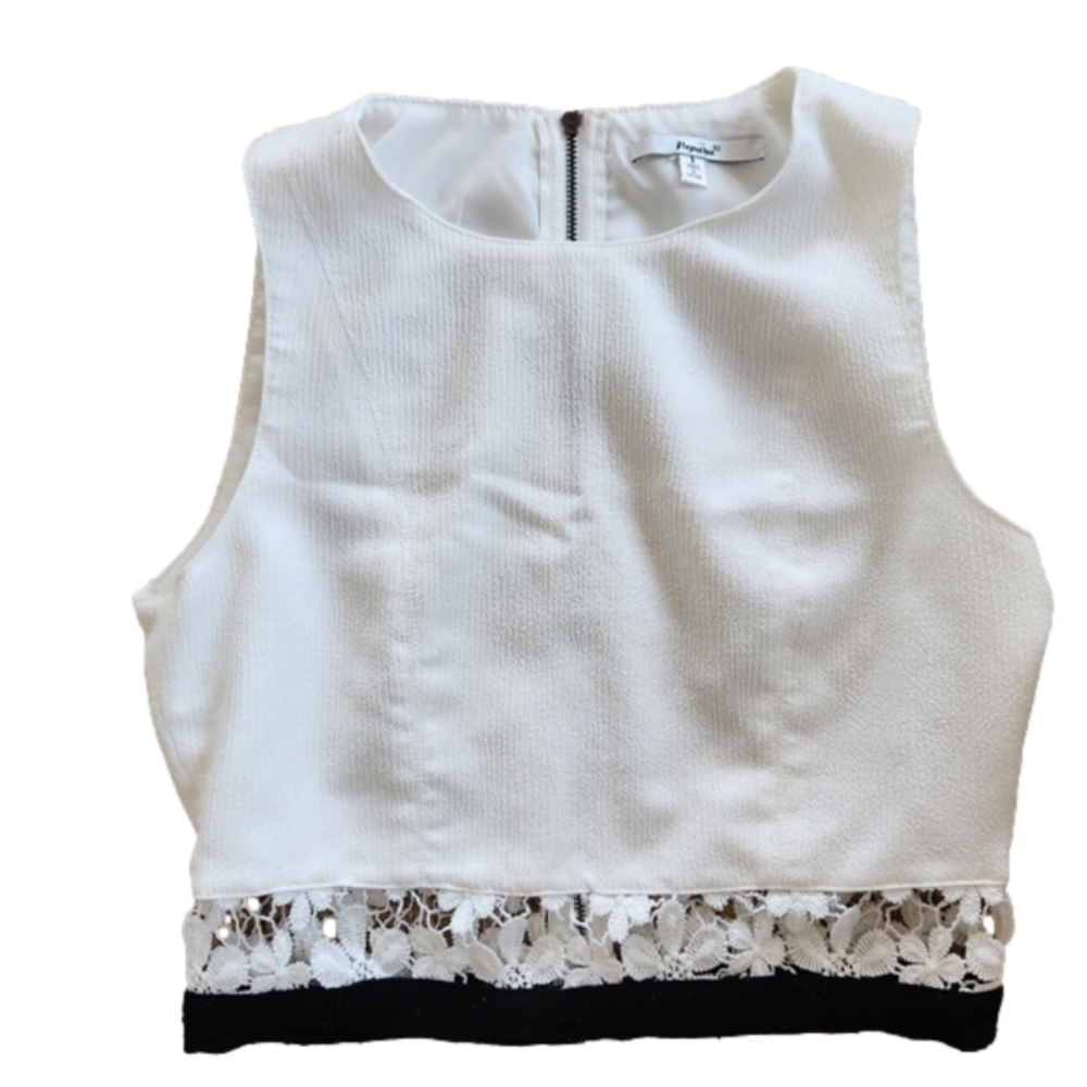 White Sleveless Black and Floral Detail on Bottom. SIZE Small
